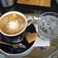 9/20/2015 tarihinde Ayşegül M.ziyaretçi tarafından Coffeeshop Company'de çekilen fotoğraf