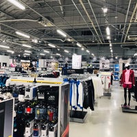 アディダス ファクトリーアウトレットショップ軽井沢 3 Tips From 676 Visitors