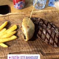 Photo taken at Fatih 99 Kasap&amp;amp;Steakhouse by Metehan Karakaya on 4/28/2018