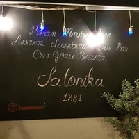 Foto tirada no(a) Salonika 1881 por Selin E. em 9/8/2021