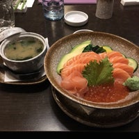 Photo taken at Restaurant Momoya by Tavon .. on 8/11/2019