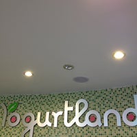 Photo taken at Yogurtland by Ian K. on 8/11/2013