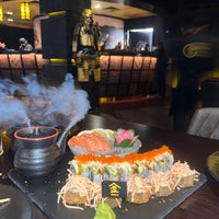 Foto scattata a GOLD Sushi Club da W A. il 2/26/2024
