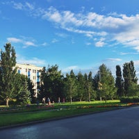 Photo taken at Парк «Зелёный Остров» by Katerina O. on 7/29/2015