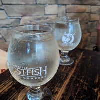 Photo taken at Ghostfish Brewing Company by Jinni on 8/6/2023
