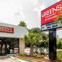 9/11/2018 tarihinde Green&amp;#39;s Beverages - Myrtle Beachziyaretçi tarafından Green&amp;#39;s Beverages - Myrtle Beach'de çekilen fotoğraf