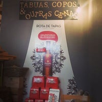 Foto tomada en Tábuas, Copos &amp;amp; Outras Cenas  por Rocio A. el 10/15/2016