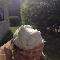 Photo taken at Jeni&amp;#39;s Splendid Ice Creams by A F. on 4/27/2013