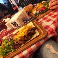 Photo taken at Köz Köfte&amp;amp;Döner&amp;amp;Tantuni by Muhammed U. on 5/27/2019