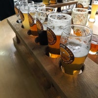 Foto tirada no(a) Bartik Beer por Beer O. em 2/5/2021