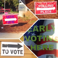 Photo taken at Atlanta-Fulton Public Library - NW Branch at Scotts Crossing by Jem P. on 10/29/2016