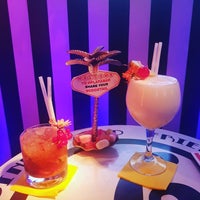 9/2/2018 tarihinde fran j.ziyaretçi tarafından Plata Cocktail Bar Barcelona'de çekilen fotoğraf