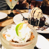 Photo taken at LongHorn Steakhouse by Petra M. on 11/30/2018
