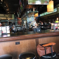 Foto tirada no(a) Bar Louie por Karen S. em 6/22/2019