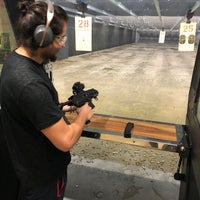 Das Foto wurde bei Silver Eagle Group Shooting Range &amp;amp; Training Facility von MT • am 9/22/2021 aufgenommen