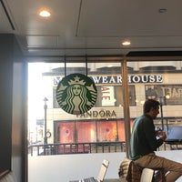 Photo taken at Starbucks by Hani M. on 1/21/2020