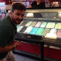 Photo taken at Cold Stone Creamery by Jose C. on 8/17/2013