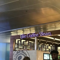 Photo taken at Coffee Bean and Tea Leaf by Tonee R. on 6/15/2019