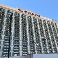Foto diambil di The Orleans Hotel &amp;amp; Casino oleh Chimmy .. pada 4/9/2022