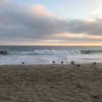 Photo taken at Oak Laguna Beach by Tuba on 7/4/2021