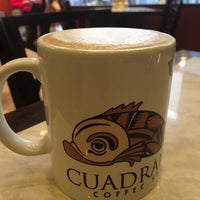 6/8/2017 tarihinde Fabian L.ziyaretçi tarafından Cuadrante Coffee Shop'de çekilen fotoğraf