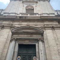Photo taken at Basilica S. Giacomo by E. Ceren on 4/14/2023