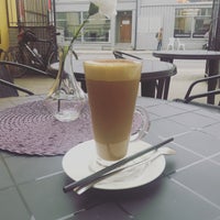 Foto tirada no(a) Koselig. Café &amp;amp; hjemmebakeri por Roman G. em 8/19/2018
