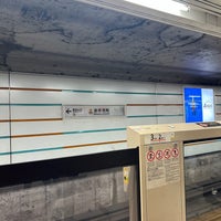 Photo taken at Marunouchi Line Akasaka-mitsuke Station (M13) by Anita Kazuki M. on 10/27/2023
