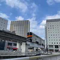 Photo taken at 立川駅南口ペデストリアンデッキ by Anita Kazuki M. on 9/16/2023
