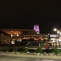 Foto scattata a Tortugas Open Mall da Natalia O. il 9/22/2018