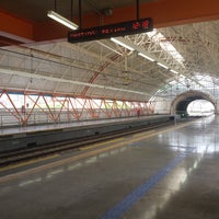 Photo taken at CCR Metrô Bahia - Estação Retiro by Wesley O. on 12/30/2014