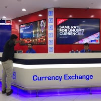 Dubai Duty Free Currency Exchange مطار دبي الدولي 55人の訪問者 Dubai Duty Free Currency Exchange