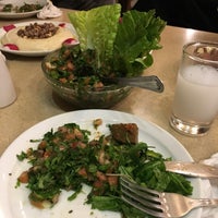11/29/2018 tarihinde Melek A.ziyaretçi tarafından Abu Naim Restaurant'de çekilen fotoğraf