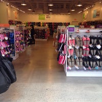 crocs livermore outlets