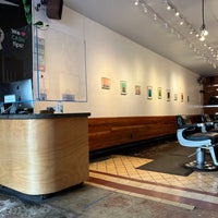 5/7/2022 tarihinde Tom M.ziyaretçi tarafından Public Barber Salon'de çekilen fotoğraf