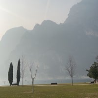 Das Foto wurde bei Riva del Garda von Abdulaziz am 2/6/2024 aufgenommen