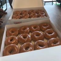 Photo taken at Krispy Kreme Doughnuts by Roderick P. on 3/13/2020