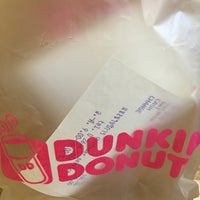 Photo taken at Dunkin&amp;#39; Donuts by Pola S. on 8/15/2016