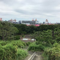 Photo taken at Minatogaoka Futo Park by Minoru U. on 8/29/2022