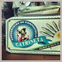 6/22/2013 tarihinde Marta F.ziyaretçi tarafından Catrineta: Conserveira de Compostela'de çekilen fotoğraf