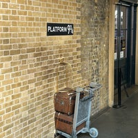 Photo taken at Platform 9¾ by Vicki on 5/1/2024