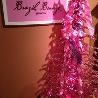 12/13/2012にKate R.がBrazil Bronze Glow Barで撮った写真