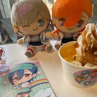 Photo taken at Roll Ice Cream Factory by チャン さ. on 8/27/2022