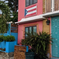 Foto tirada no(a) Coqui Del Mar Guest House por Megan C. em 8/19/2019
