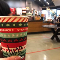 Photo taken at Starbucks by Елизавета Ш. on 12/5/2020