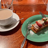 Photo taken at cafe Escape by つる on 3/15/2022