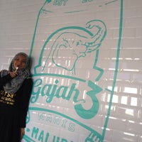 Review Gajah Tiga Café