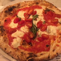 Photo taken at SOTTO - Pizza Legàle by Leonardo O. on 10/20/2019