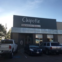 Photo taken at Chipotle Mexican Grill by Erica S. on 5/3/2017