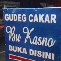 Review Gudeg Cakar Bu Kasno